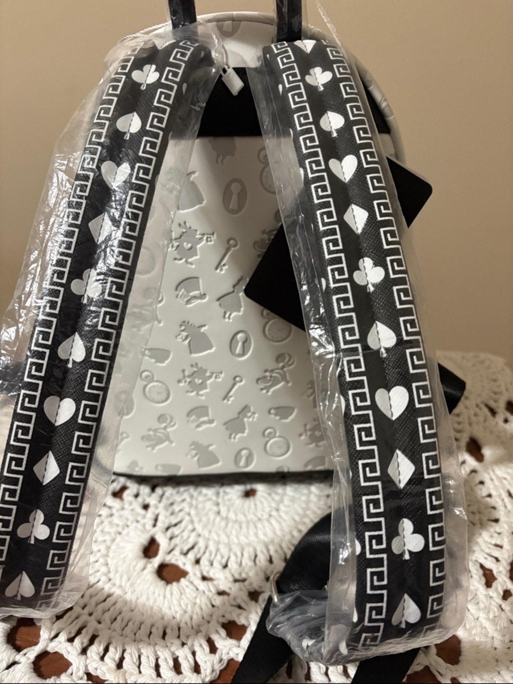 Loungefly Disney Alice in Wonderland Black & White Sketch Bag NWT - Picture 5 of 8